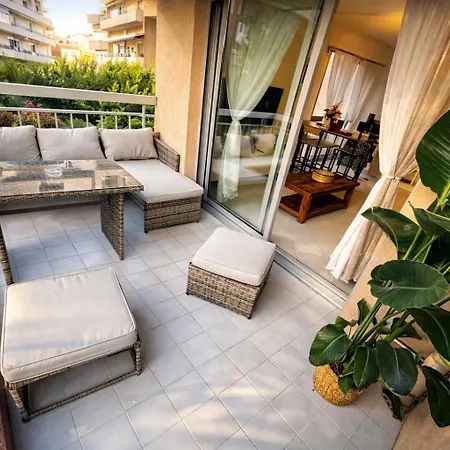 Le Saint Michel - Menton#Monaco - 6 Persons - Parking- Bord De Mer *