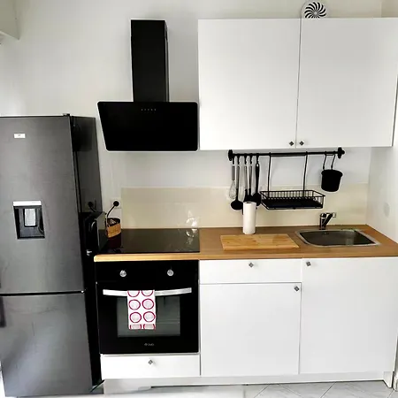 Le Saint Michel - Menton#Monaco - 6 Persons - Parking- Bord De Mer Appartement Menton