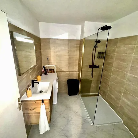 Apartment Le Saint Michel - Menton#Monaco - 6 Persons - Parking- Bord De Mer Menton