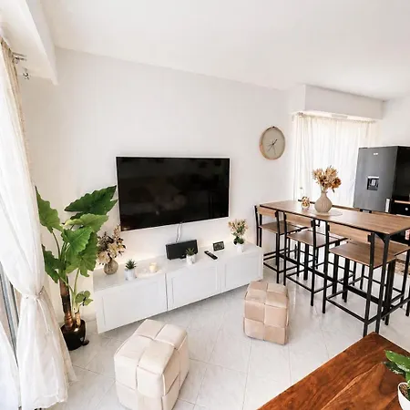 Apartment Le Saint Michel - Menton#monaco - 6 Persons - Parking- Bord De *