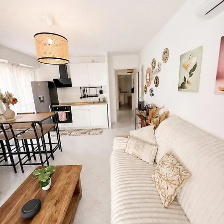 Apartment Le Saint Michel - Menton#monaco - 6 Persons - Parking- Bord De Menton